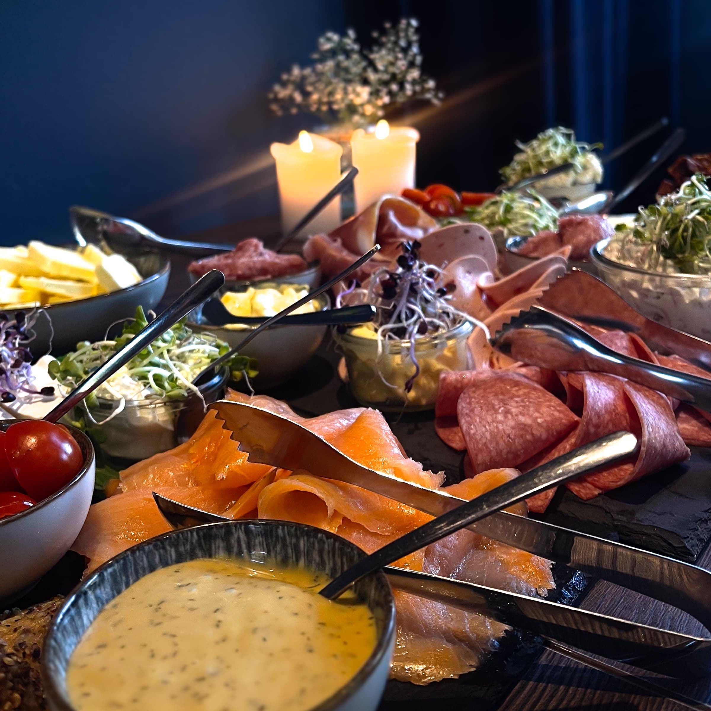 Antipasti- und Aufschnittplatte für ein Catering-Event im Torhaus auf der Carlshöhe